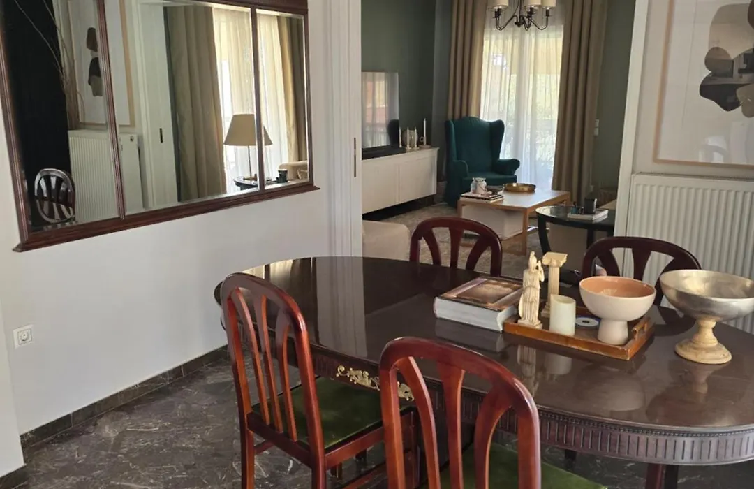 Large 1 Bedroom Penthouse With Large Terrace-1